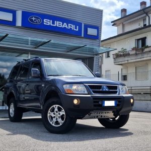 MITSUBISHI Pajero 3.2 tdi 16v di-d Intense automatico