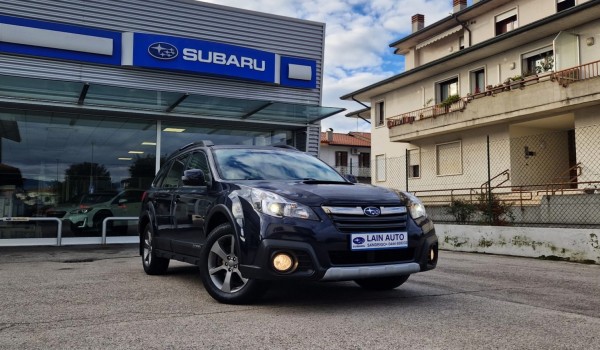 Subaru OUTBACK 2.0d CVT Adventure